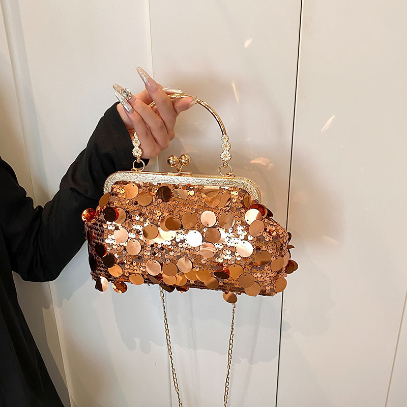 Nueva cadena de un hombro mochila abrazadera de encaje lujoso esquinilla borsa de bordilla cheongsam vestido bolso de fotografía