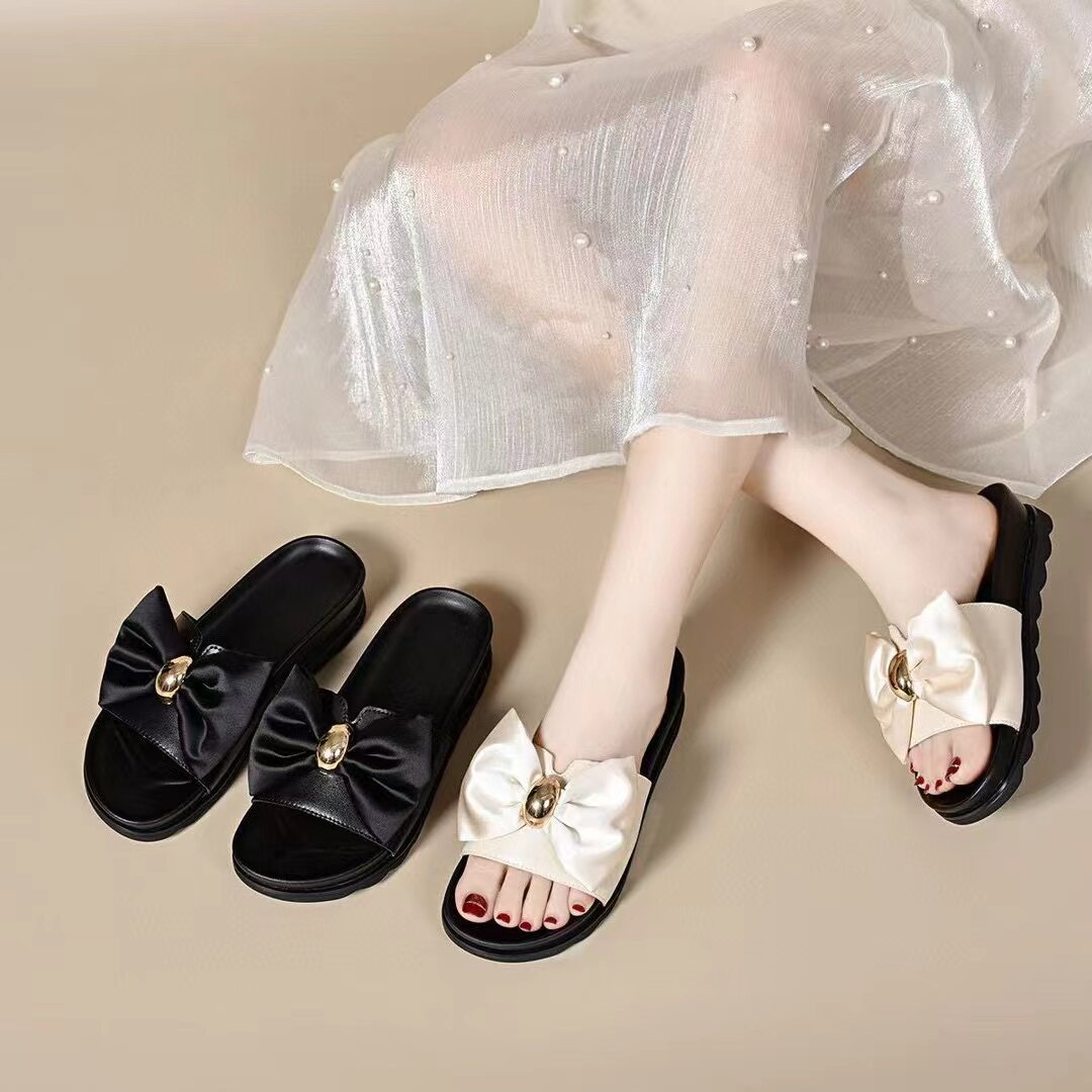 Dép sandal nữ đế dày nơ bướm quai chữ V hở mũi — màu đen