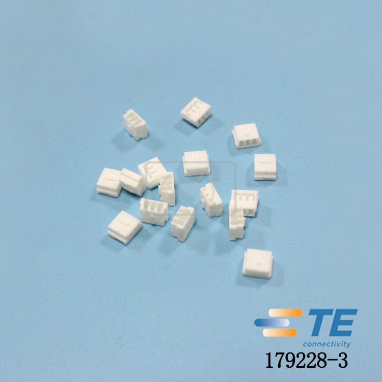 �ɶ��� 179228-3 �ܿǿ���TE/̩��������2.0mm����߶����߶԰�