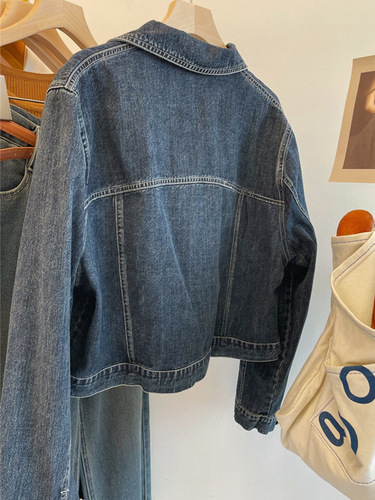 Retro washed blue denim jacket for women, spring and autumn design, loose and versatile, short, small jacket, trendy top