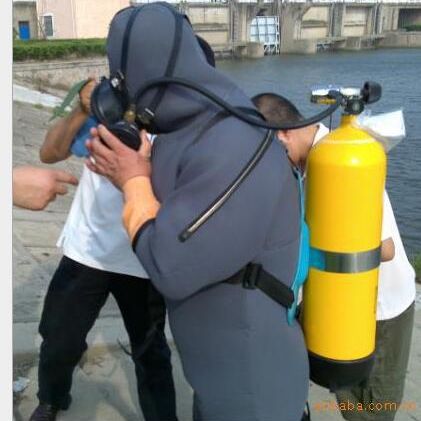 厂家供便携式全密封潜水员装具 自携式救生套装全套轻潜水装备