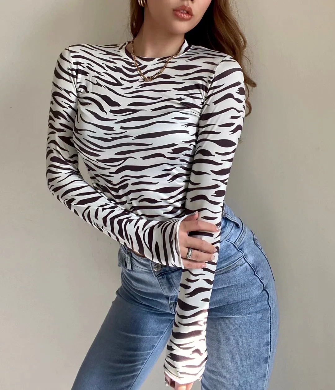 zebra print bottoming shirt  NSHS39741