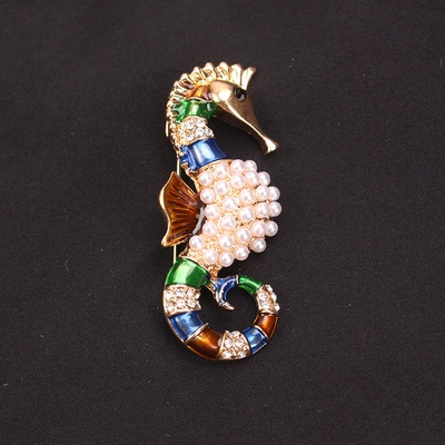 European and American Fashion Marine Animal Pins with Diamonds and Enamel Seahorse Brooches Alloy Badges Clothing Accessories Ready for Sale (Yaxa sancaqları) - a9-5-5773