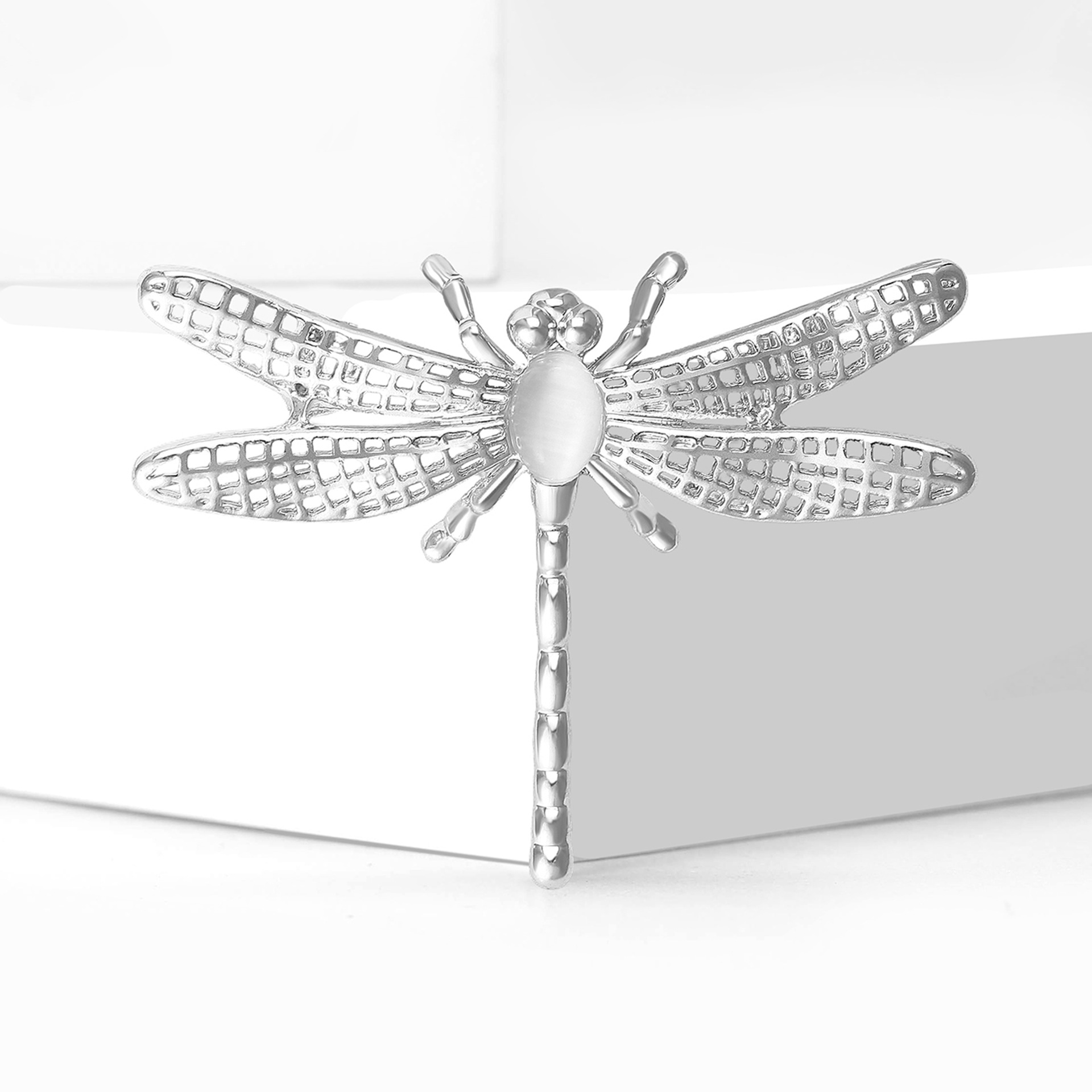 Cross-Border Hot-Selling European and American Alloy Enamel Cut Out Dragonfly Brooch Elegant Ladies Suit Coat Corsage Jewelry Pin