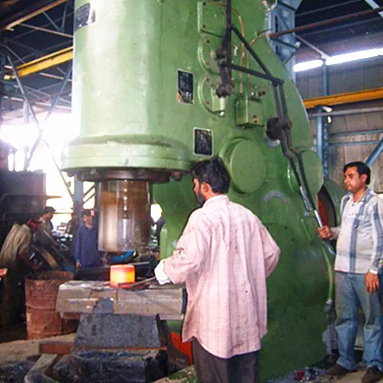 750KG锻造设备空气锤锻造钢球锻件延伸设备安阳锻压空气锤