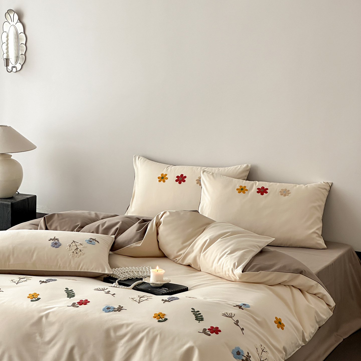 Brushed Cotton Four-piece Bedding Set For Autumn And Winter_voghion.com