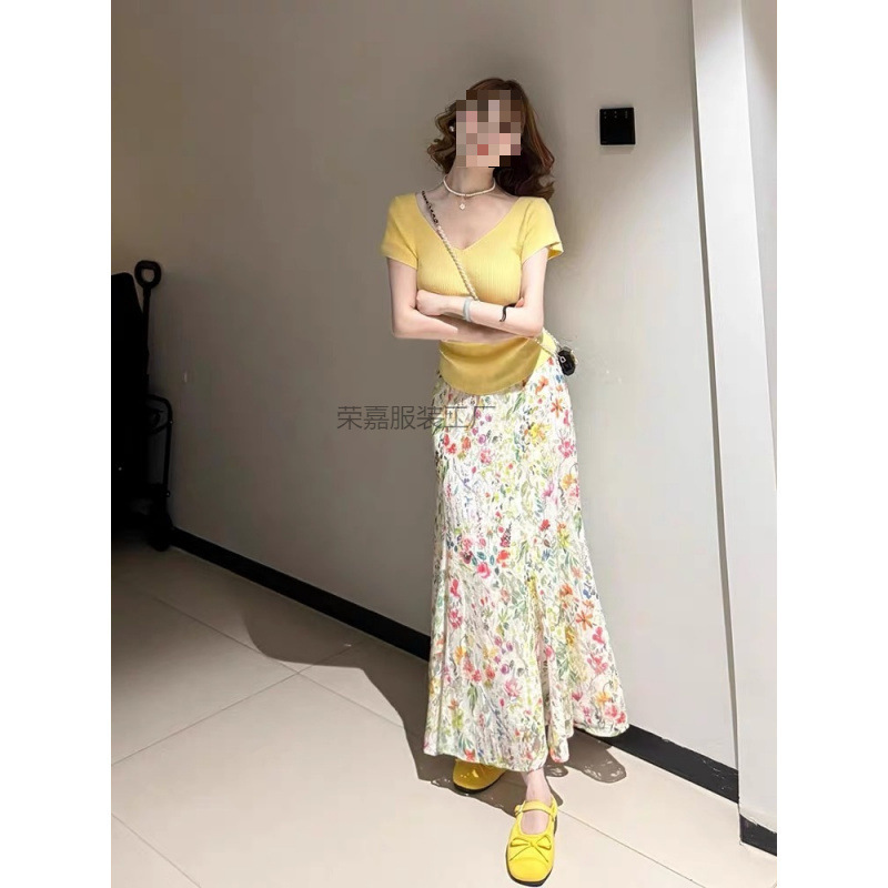 Rj32025夏季慵懒辣妹套装短袖女高腰半身裙碎花裙小个子两件套潮