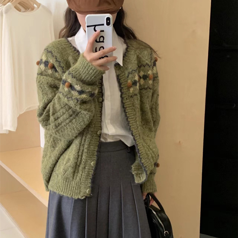 Heavy Industry Vintage Fair Isle Sweater Jacket for Women in Autumn and Winter Soft and Waxy Lazy Style Knitted Cardigan Design Forest Top Heavy Industry Vintage Fair Isle Sweater Jacket for Women in Autumn and Winter Soft and Waxy Lazy Style Knitted Cardigan Design Forest Top