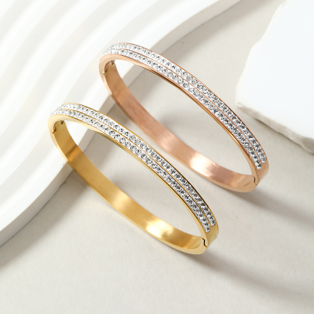 Cross-border Elegante estrellada pulsera de acero de titanio avanzado de dos filas de barro Diamante de diamante incrustado O-tipo hebilla pulsera de acero inoxidable