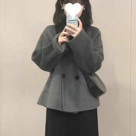 灰色短款呢子大衣女秋冬娃娃领复古加厚小个子韩系赫本风毛呢外套
