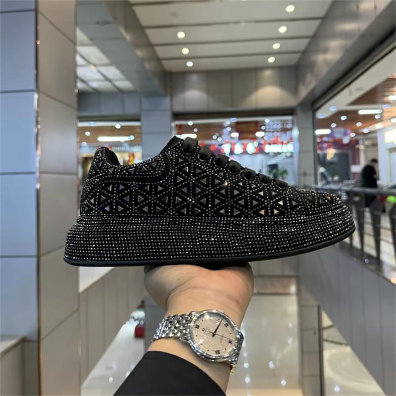 Comfortable Walking Shoes With Rhinestones And Platform Sole_voghion.com