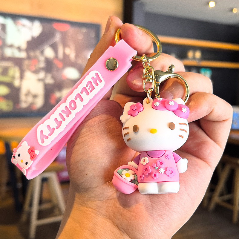 El llavero de Sanrio llavero, la muñeca colgante, la máquina de muñecas, tuiteó un pequeño regalo de menos de 10 yuanes.