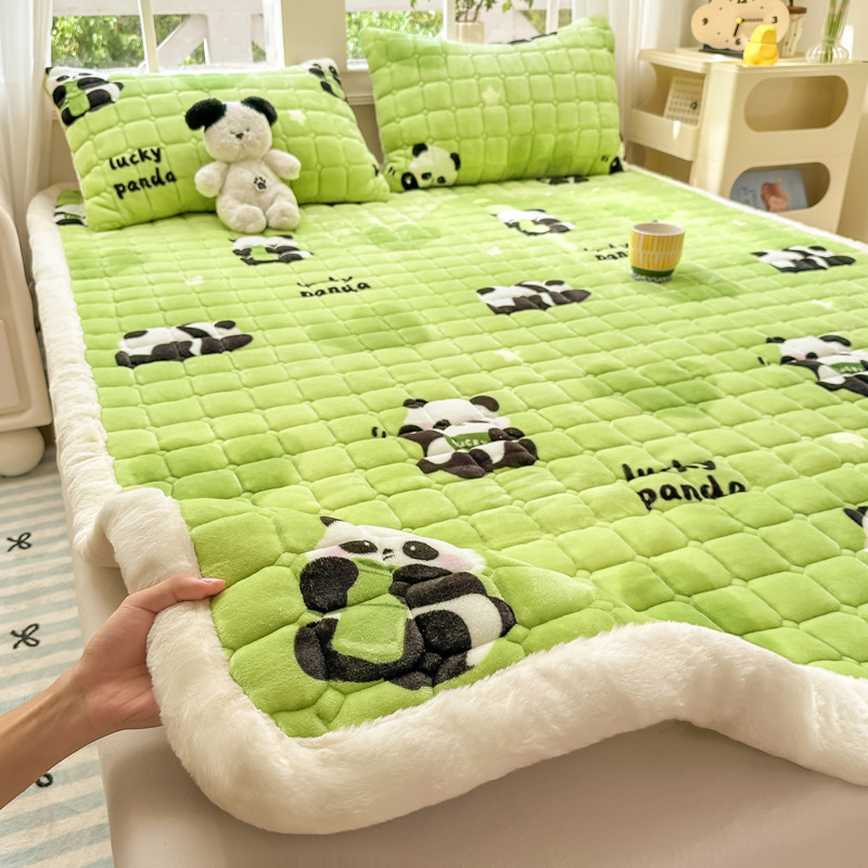 Autumn and Winter Thickeneded Milk Velvet Mattress Pad Household Warm Bed Cover Student Dormitory Single Bed Pad Mattress Three-Piece Set