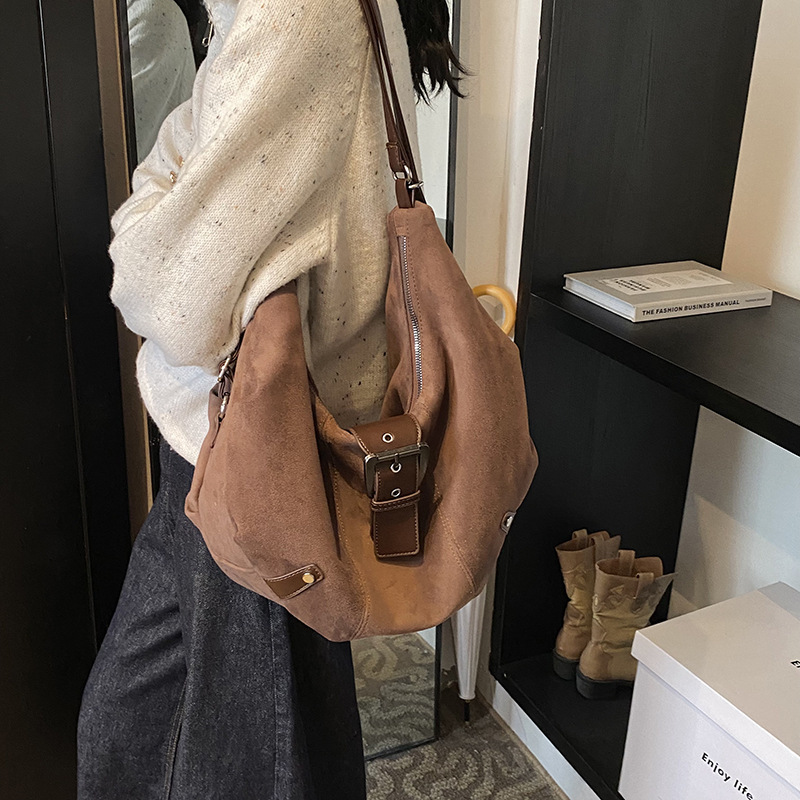 新しいトートバッグ女性のためのかわいいトレンディな大容量通勤バックパック秋と冬のファッションショルダーバッグバックパック|undefined