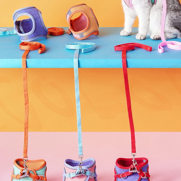 Verano transpirable PET pecho Correa nueva Suede perro Correa perro reflectante perro caminar cuerda traje