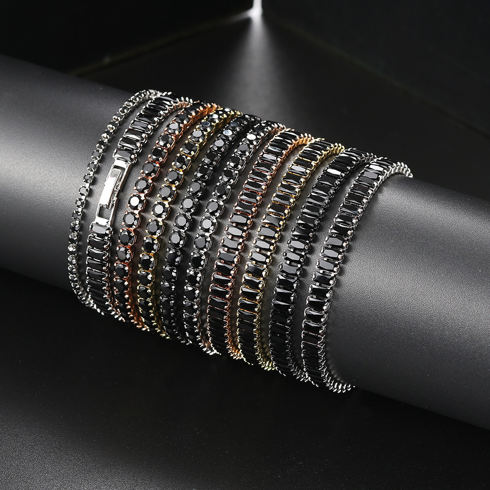 Fashion Geometric Copper Zircon Bracelets display picture 2