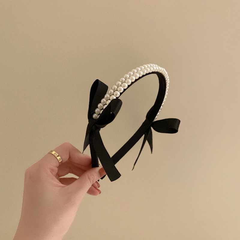 Schwarzes Perlen-Stirnband mit Schleife für Damen im Sommer, High-End-Retro-Stil, französischer Stil, elegantes Presse-Stirnband, koreanische Kopfbedeckung für Frauen_voghion.com