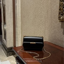 2025¿߼бŮʿ¿μӰiСٴ朗l