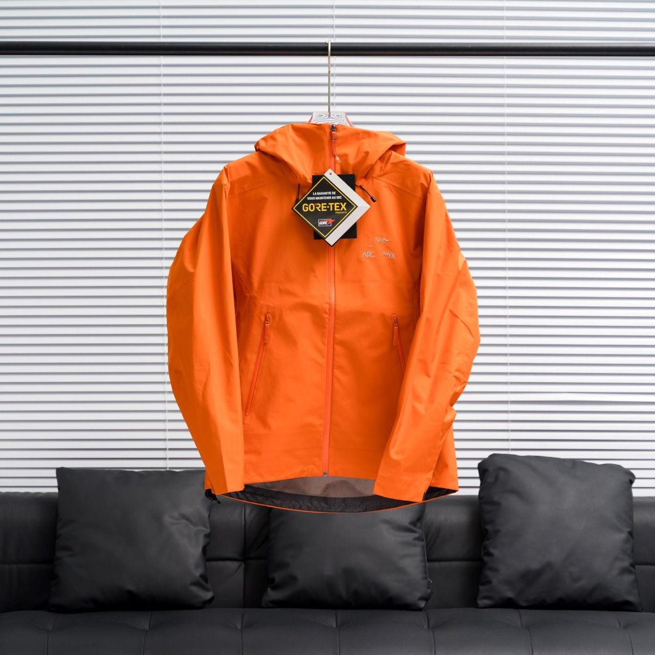 Transfronterizo suministro directo de LT Bird 's home con el mismo tipo de chaqueta de asalto masculina y femenina al aire libre impermeable abrigo de cáscara suave