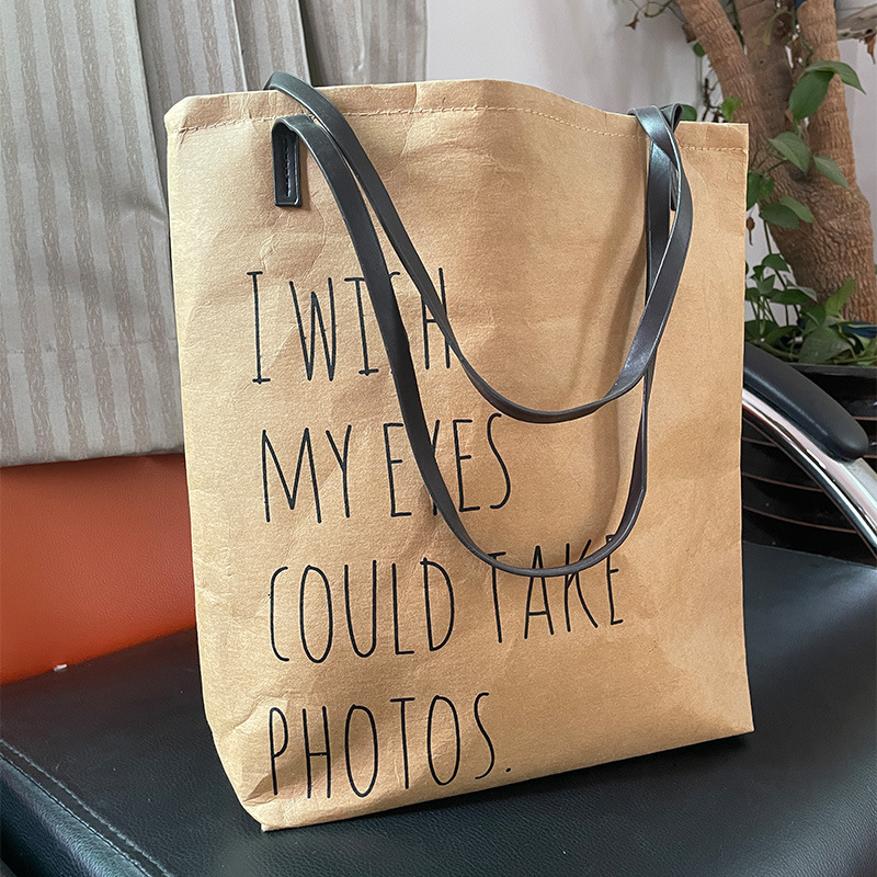 牛皮纸袋PVC杜邦纸斜跨手提袋个性制作涂鸦塑料PVC牛皮纸购物袋