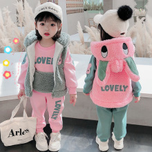 ���Ůͯ���b�n�惺ͯ�l�������׼ӽq�Ӻ�С�����L�������״��ﶬ