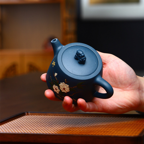 Wholesale Yixing purple clay pot hand-painted teapot raw ore azure clay auspicious teapot Kungfu tea set agent one piece drop shipping