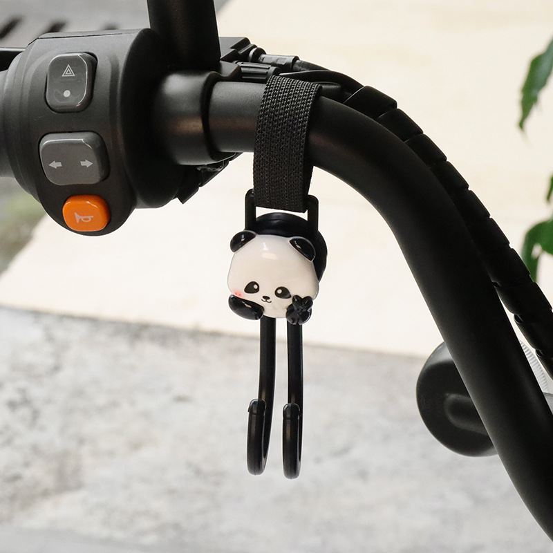 Gancho para coche eléctrico Gancho para colgar para motocicleta de carga universal delantero Gancho para llevar lindo panda