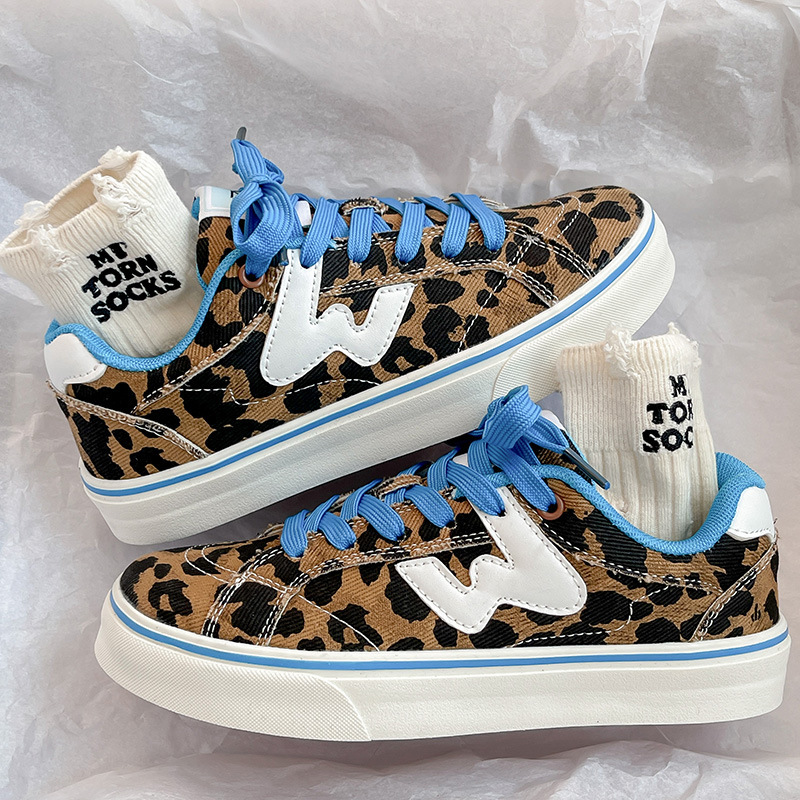 Korean Style Couple Canvas Shoes, Men's and Women's Sneakers, Spring and Autumn Student Lace-Up White Shoes, Super Popular Student Leopard Print Retro Shoes