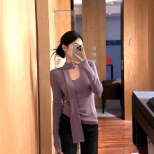 实拍 2025秋季新款韩版修身显瘦百搭u领针织衫打底衫配围巾上衣女