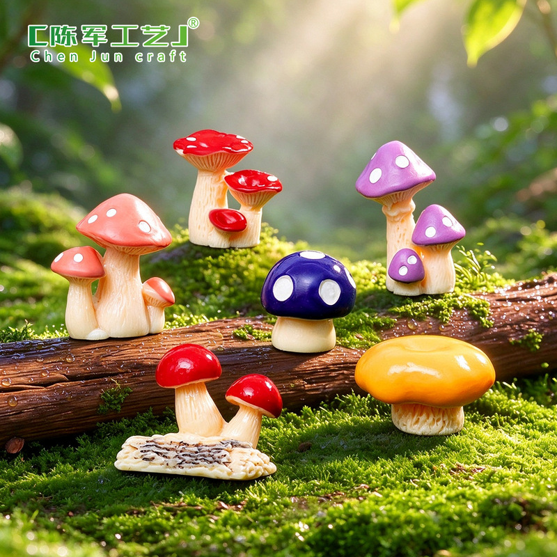 Simulation mushroom cluster micro landscape Cartoon creative mushroom gift decoration DIY mini accessories resin crafts Simulation mushroom cluster micro landscape Cartoon creative mushroom gift decoration DIY mini accessories resin crafts