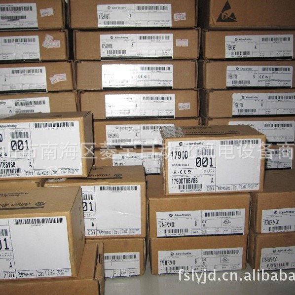 全新1769-IF8模拟量PLC模块