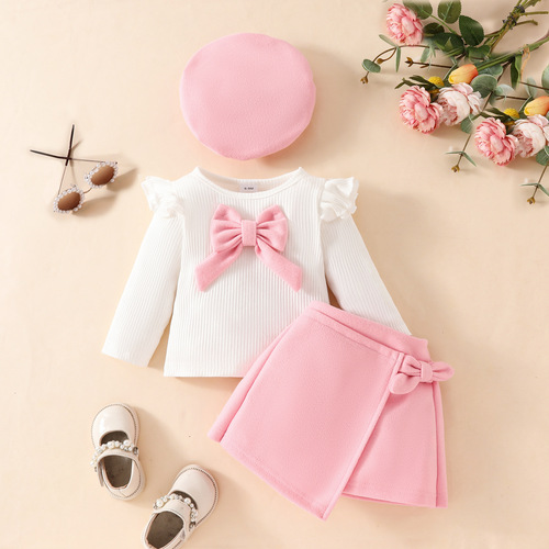 Fashionable first step girl with large bow beret, long-sleeved top with thermal lining, half-length skirt, autumn and winter three-piece set