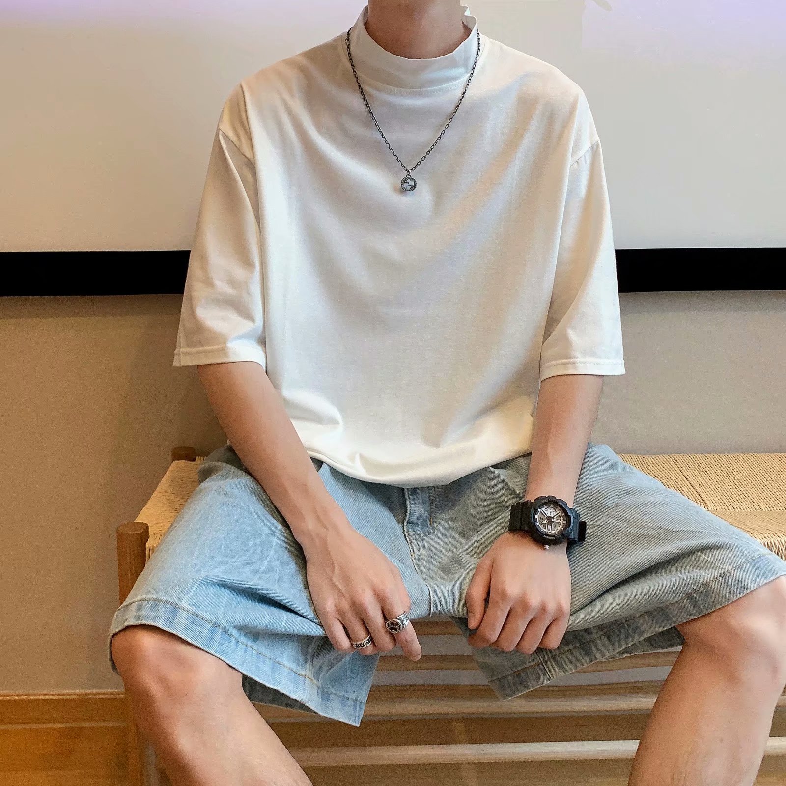 2022 스몰 하이 칼라 솔리드 컬러 티셔츠 남성용 반팔 한국 유행 Instagram 스타일 커플의 흰색 여름 옷 느슨한 반팔 티셔츠 면