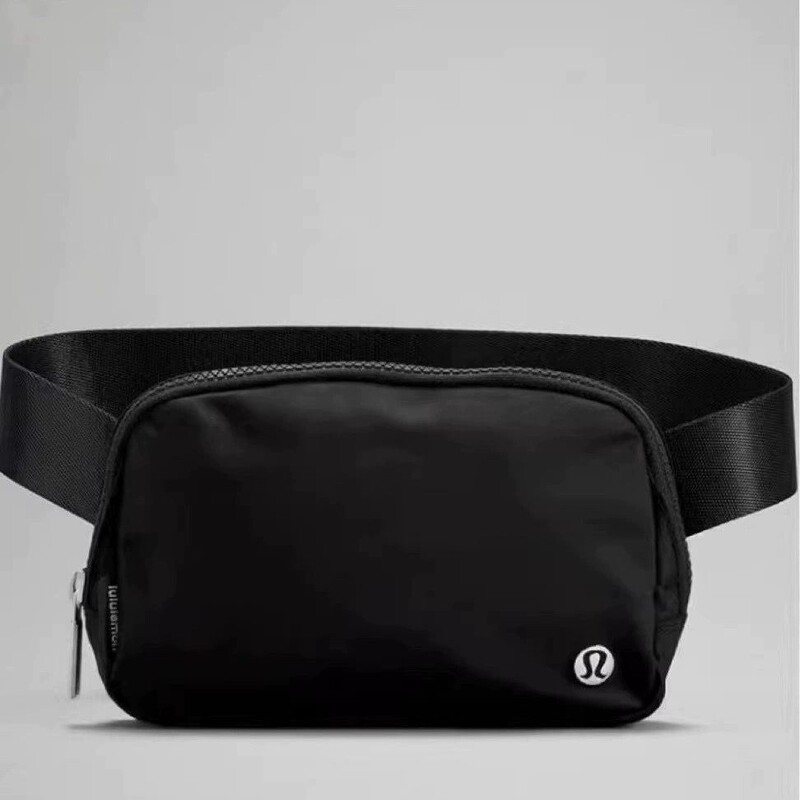 Guangzhou Lululemon Trendy Bag Everywhere Waist Bag Can Be Worn Cross-Body for Yoga and Fitness Guangzhou Lululemon Trendy Bag Everywhere Waist Bag Can Be Worn Cross-Body for Yoga and Fitness
