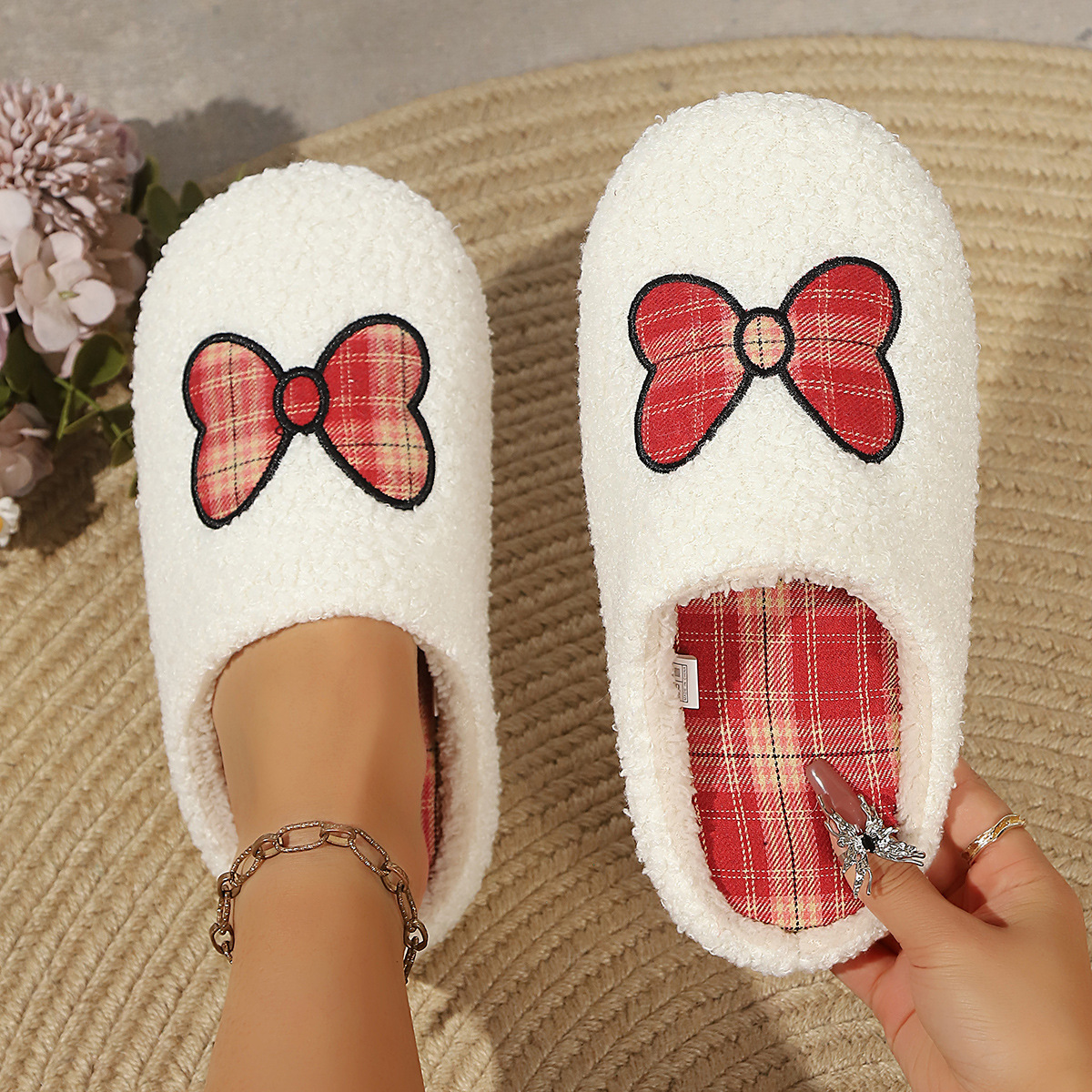 Zapatos de algodón domésticos zapatillas de algodón transfronterizas mujeres arco damas otoño y invierno interior y exterior zapatillas de peluche cálidas