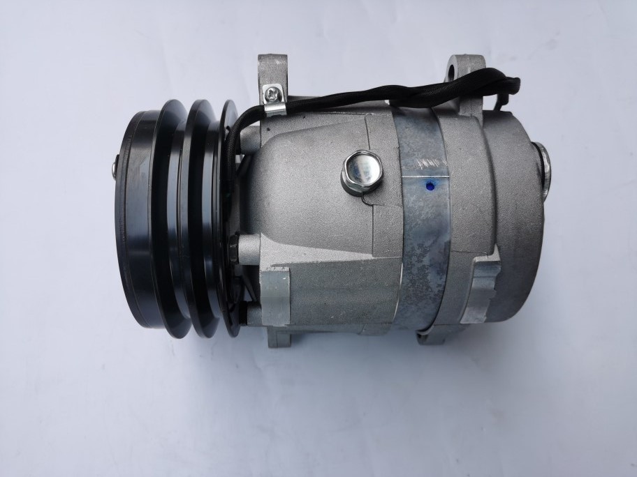 Original Faw Liberation small J6 compressor liberation J6L automobile air conditioning compressor cold pump air conditioning pump cold air pump