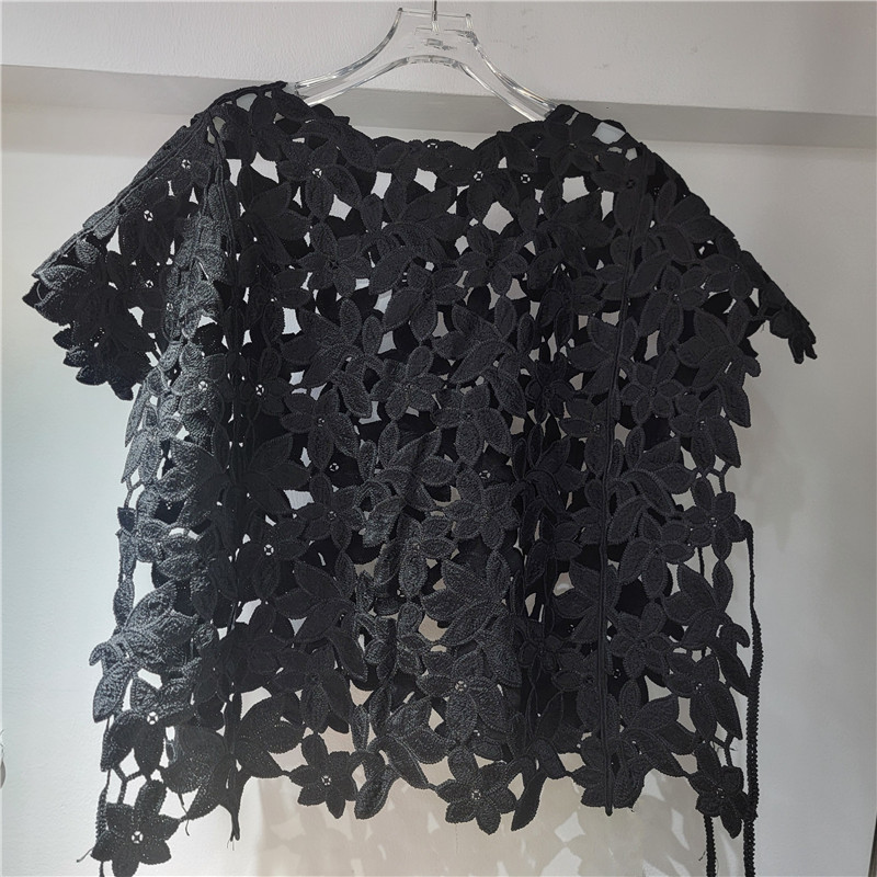 Temperamento francés hueco camisa de cuello redondo de manga corta otoño 2025 nuevo estilo de alta moda camisa suelta universal mujer image 2