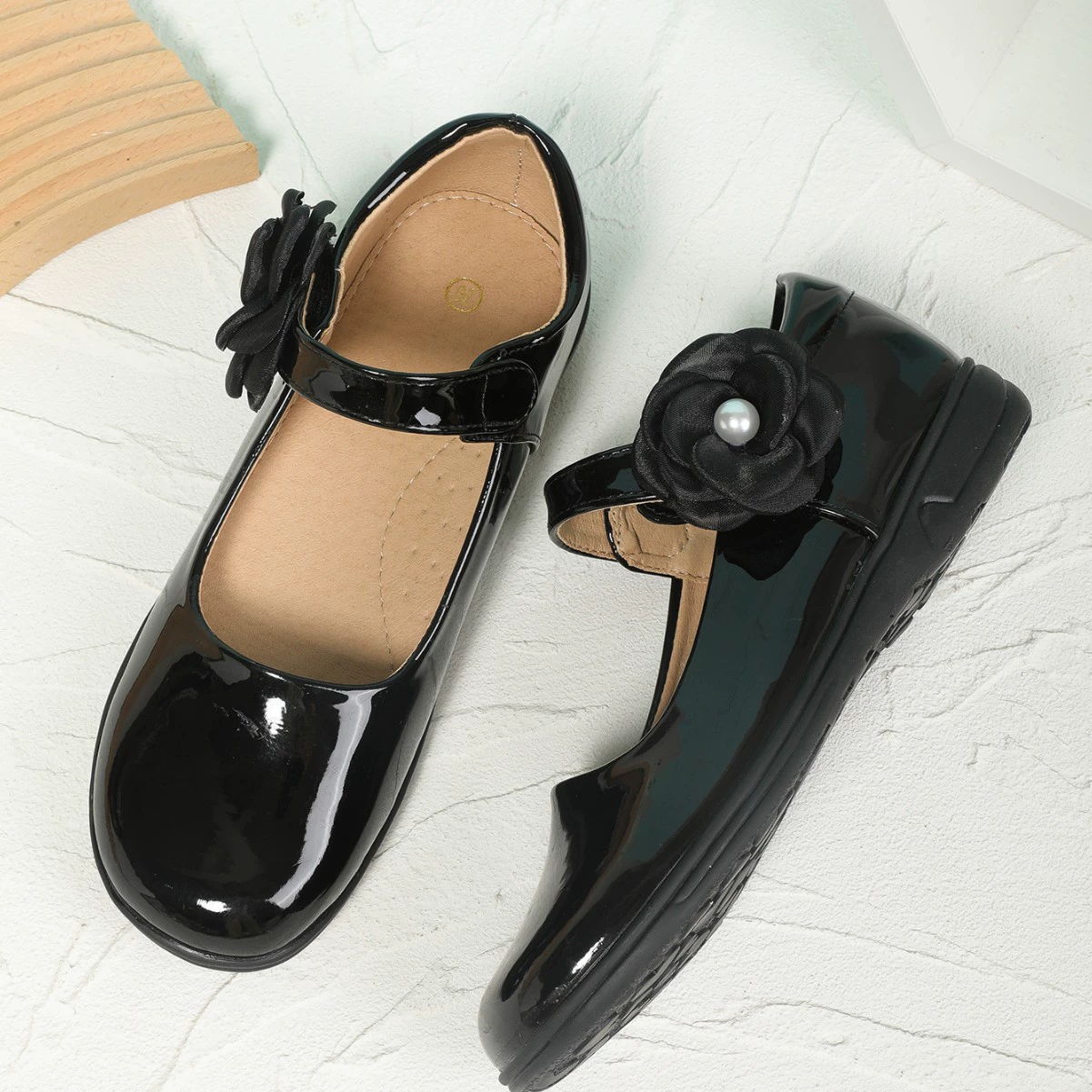 Новые маленькие кожаные туфли для перехода границы, весенне-осенние туфли на плоской подошве для учащихся начальной школы, кукольные туфли для подростков, детские туфли с бантом
