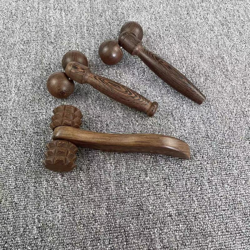 鶏の羽の木のマッサージ器の双球のやせている顔の提拉マッサージの木のメーカーの卸売りの鳥はマッサージ器を持ちます。|undefined