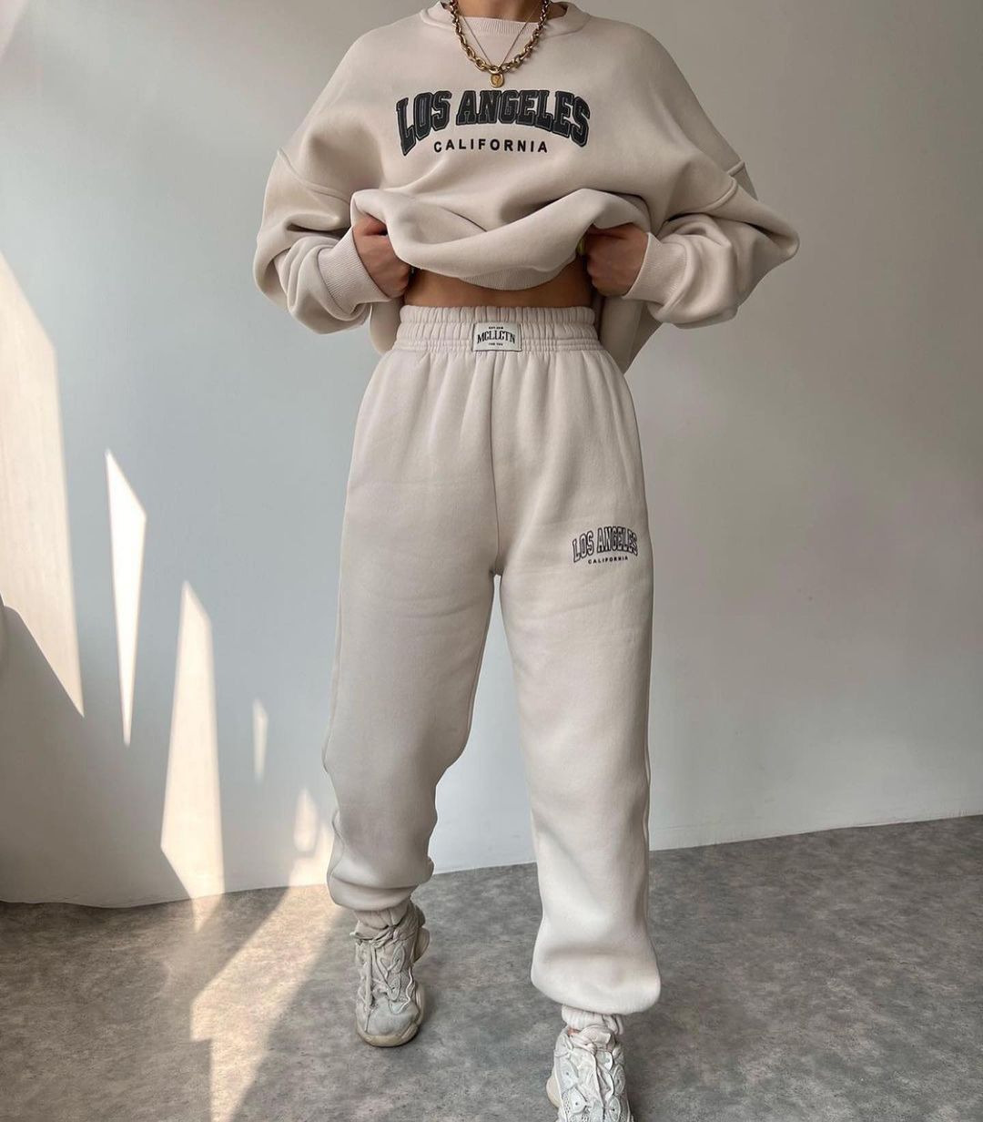 2023 Women's casual fashion printed thickened plush sweater long sleeved pants set_voghion.com