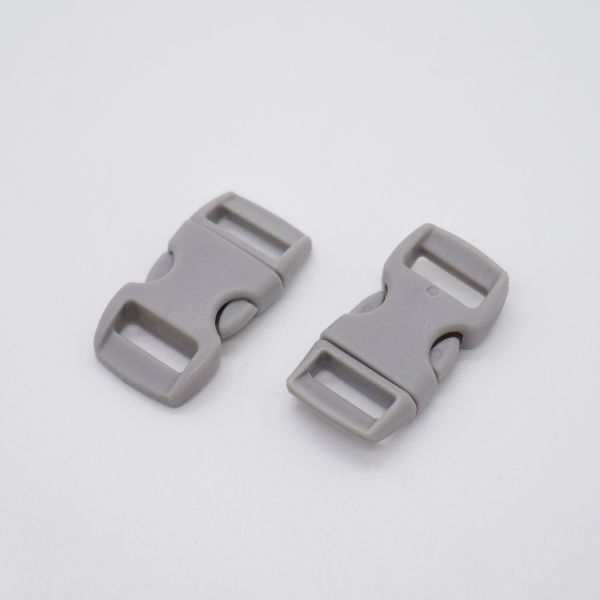 Plastic small bracelet with clasp, (Physicals), 10mm