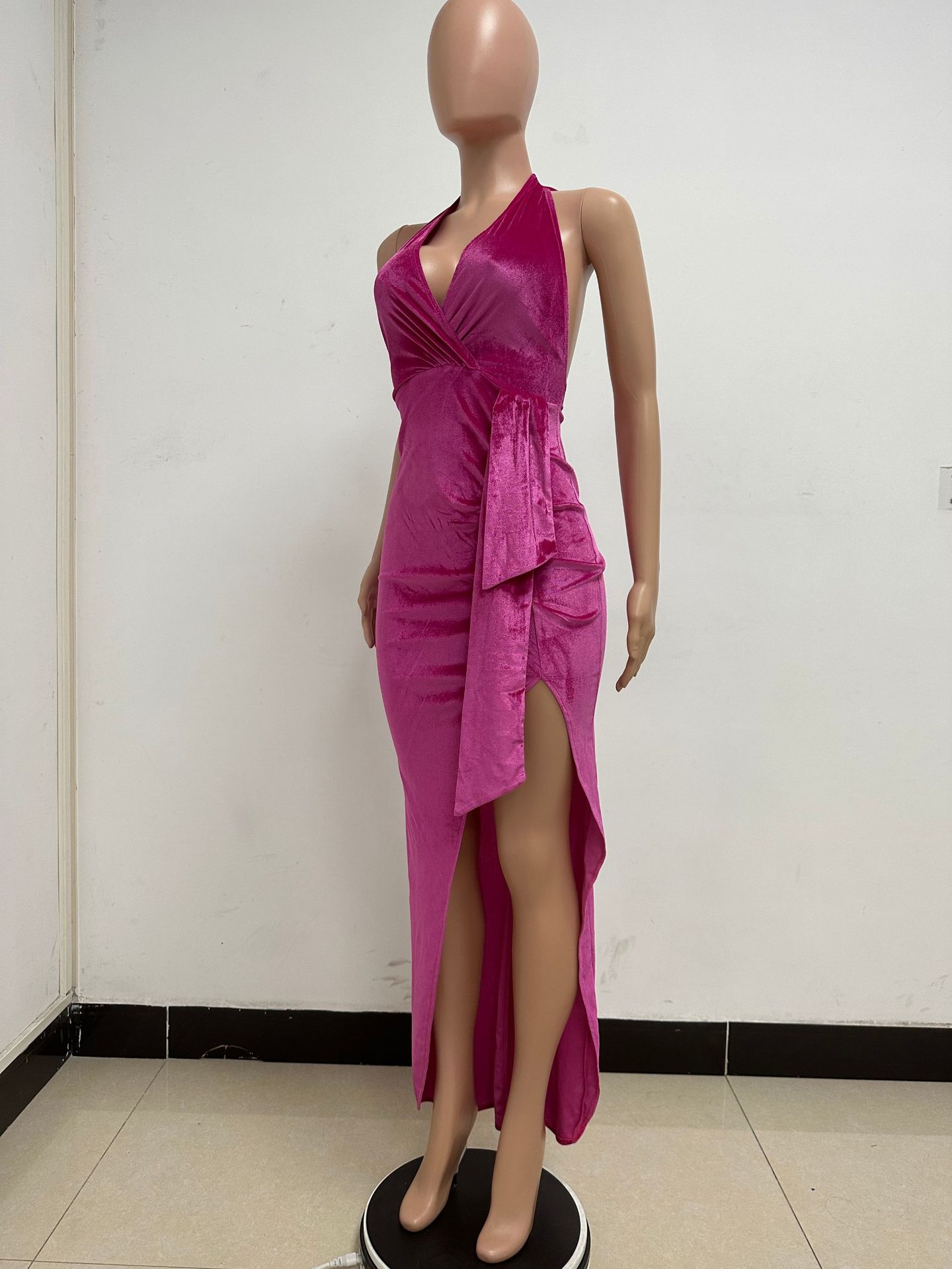 266g Weight Maxi Long Dress Dress Length Type Sleeveless Sleeve Length Sheath Dress Dresses Type Spandex, Polyester Fabric Type High Waist Waist Line Holiday, Banquet, Party Occasion Halter Neck Neckline Slim Fit Type Solid Color Pattern Summer Season Women's Gender Sexy Style Wholesale Women's Sexy Solid Color Holiday Banquet Party Halter Neck Sleeveless Sheath Dress 24