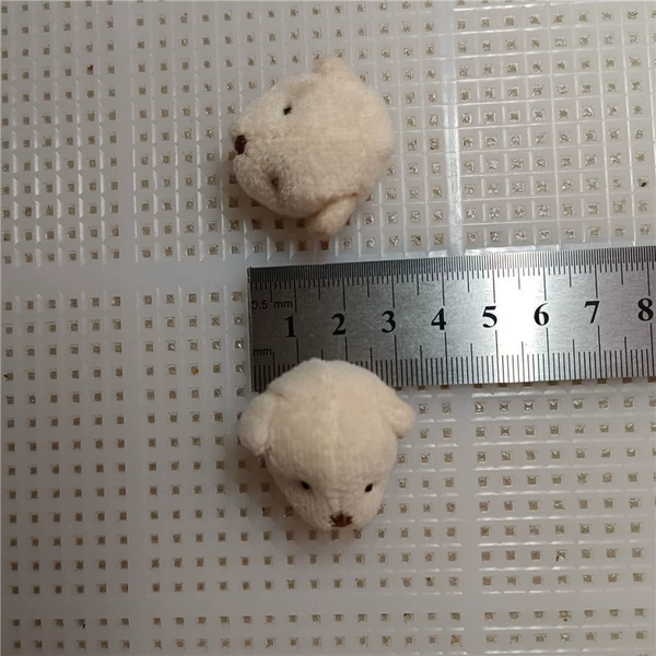 3cm short plush beige bear head