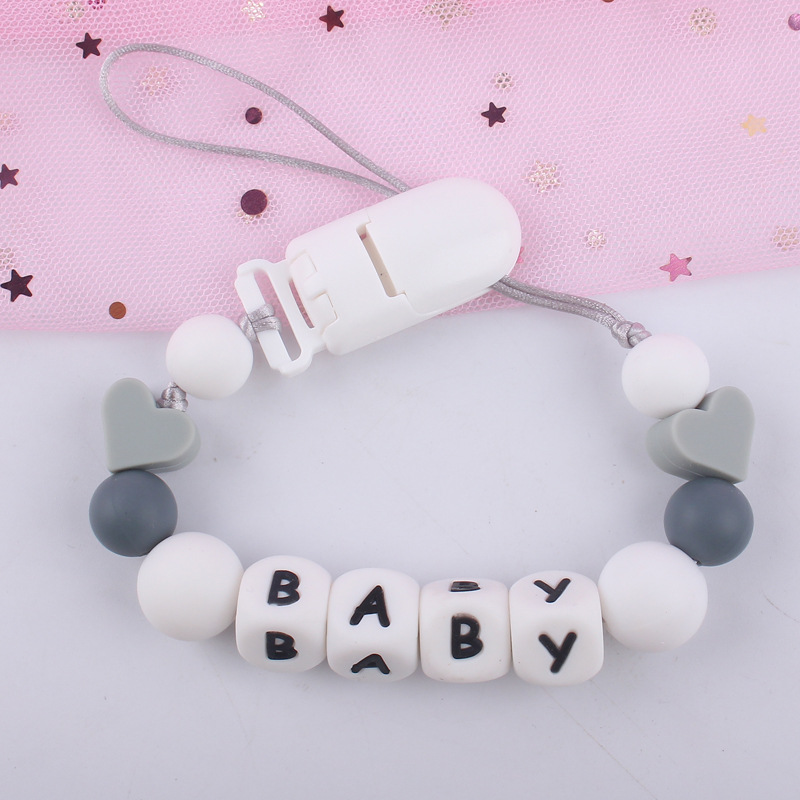 Bebé suministros de dibujos animados de silicona amor creativo bebé DIY colorido carta de silicona chupete cadena anti-gota cadena