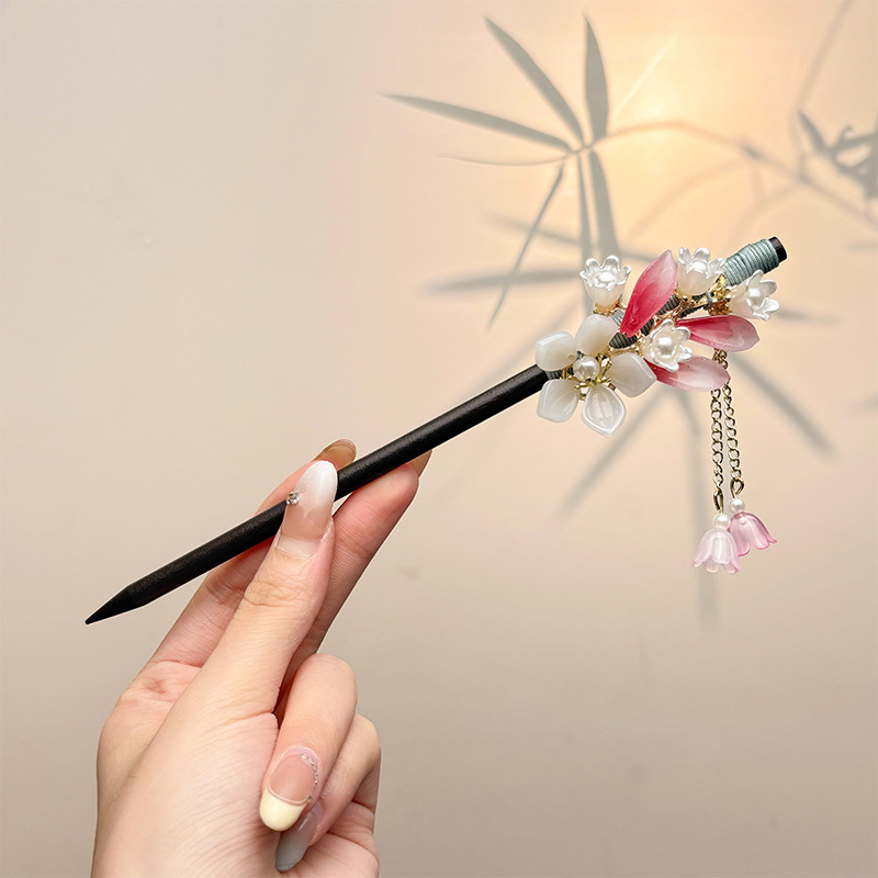 Retro simple nicho de alta estética oriental diseño de cabello de flores de frascos de estilo antiguo cabello