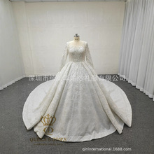 2025新款重工宫廷风长袖圆领婚纱礼服性感露背水钻蕾丝婚纱长拖尾