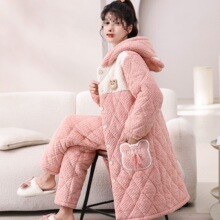 ���ӊA��˯��Ůʿ˯��ɺ���q�ﶬ����2025�¿�ӽq�Ӻ����b�Ҿӷ�