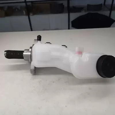 Suitable for Ford Brake master cylinder