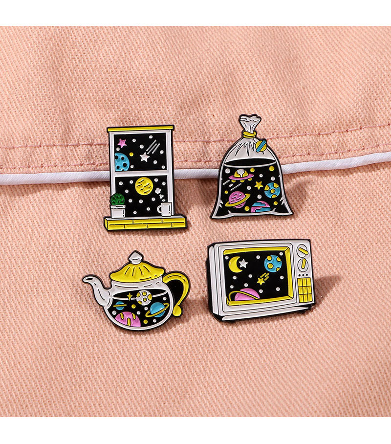 Unisex Gender Cute Modern Style Pin Universe Starry Sky Alloy Enamel Unisex Brooches