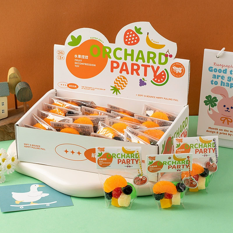 Фруктовая тарелка в том же стиле Qianqu Little Red Book, сжимаемая закуска, апельсин, банан, декомпрессионная сжимаемая детская игрушка для вентиляции